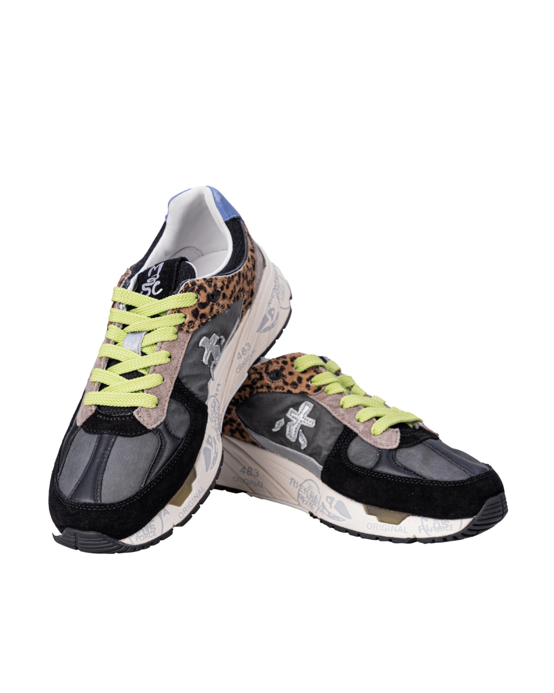 shop PREMIATA Sales Scarpe: Premiata sneakers "Mase-d" in un mix di materiali tecnici e pellami di alta qualità.
Logo Premiata.
Dettagli animalier.
Suola ergonomica e super leggera.
Altezza Suola 4 cm.
Composizione suola: 65% EVA 5% TPU (materiale plastico) 30% gomma.
Composizione: 40% pelle di vitello 10% pelo di vitello 10% pelle di canguro 10% PU 20% poliammide 10% poliestere.
Fodera: 86% pelle di capra 14% pelle di vitello.
Made in Vietnam.. MASED-6435 number 6067042